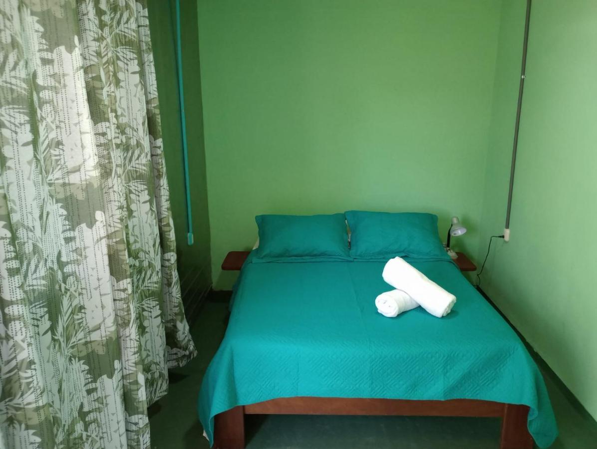 Container House Cahuita Hotel ภายนอก รูปภาพ