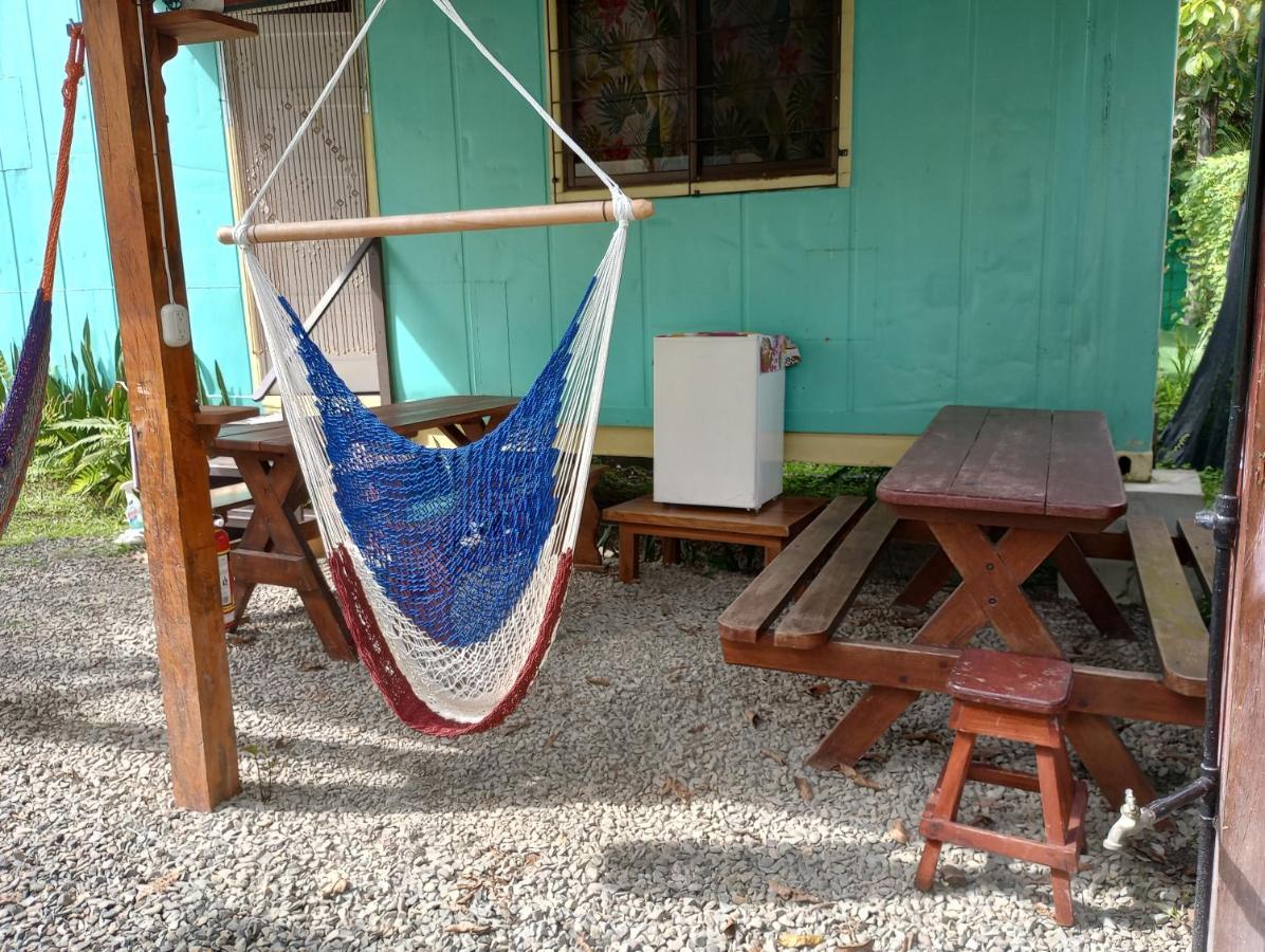 Container House Cahuita Hotel ภายนอก รูปภาพ