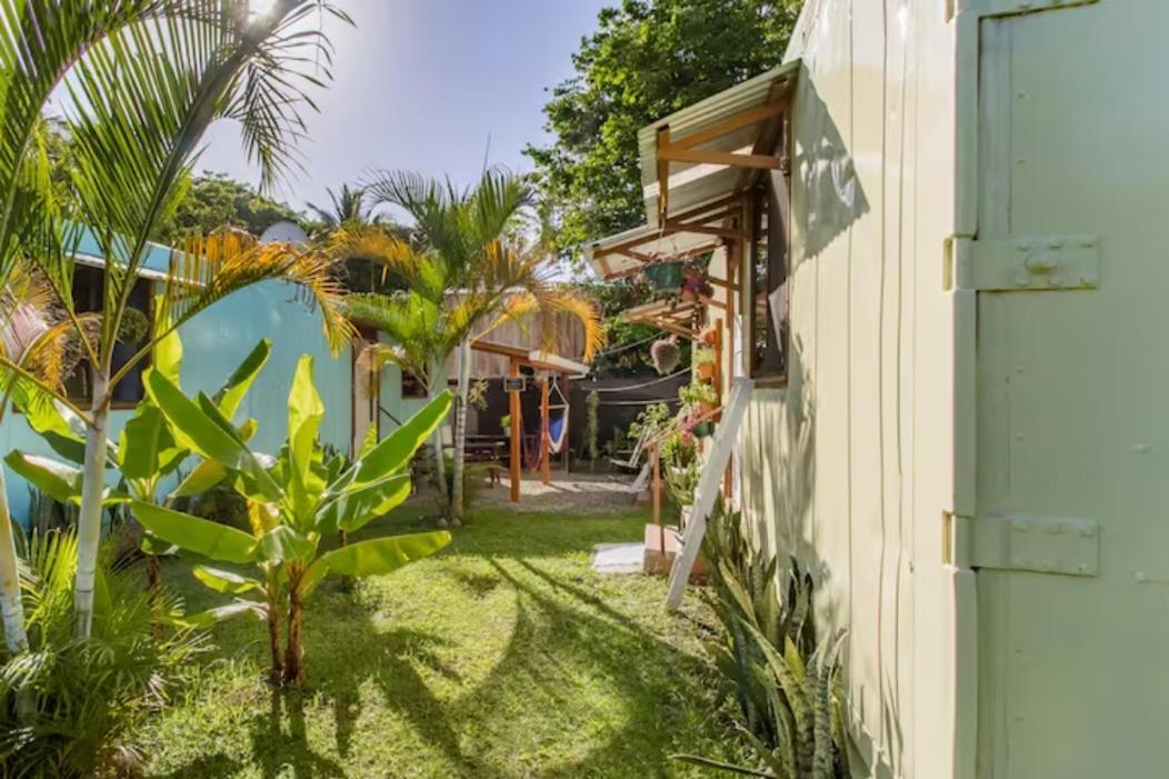 Container House Cahuita Hotel ภายนอก รูปภาพ